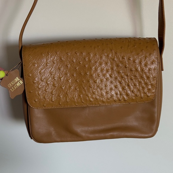 Giani Bernini Tan Crossbody Bag - Picture 3 of 7